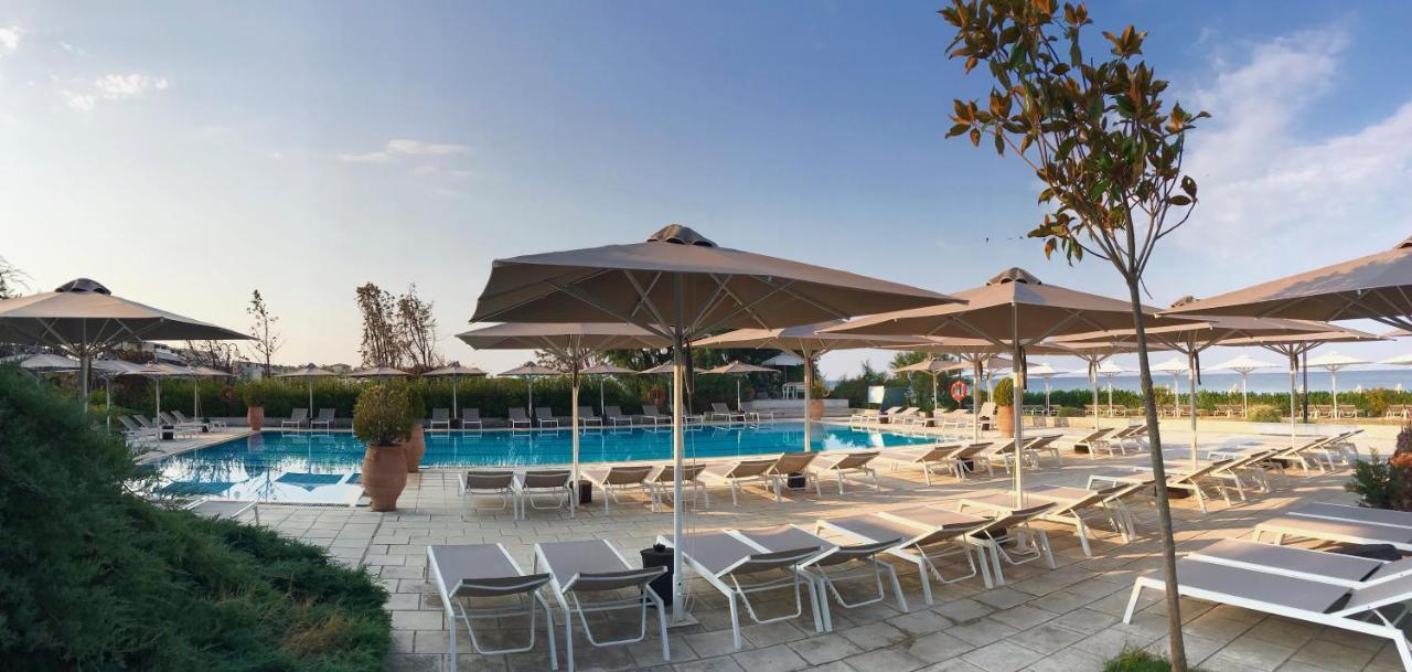 Kassandra Mare Hotel Nea Poteidaia Esterno foto