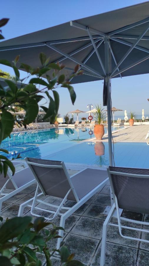 Kassandra Mare Hotel Nea Poteidaia Esterno foto