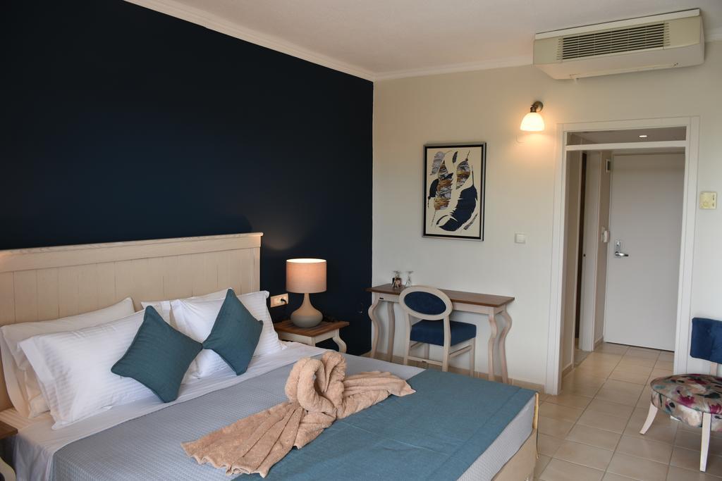 Kassandra Mare Hotel Nea Poteidaia Esterno foto