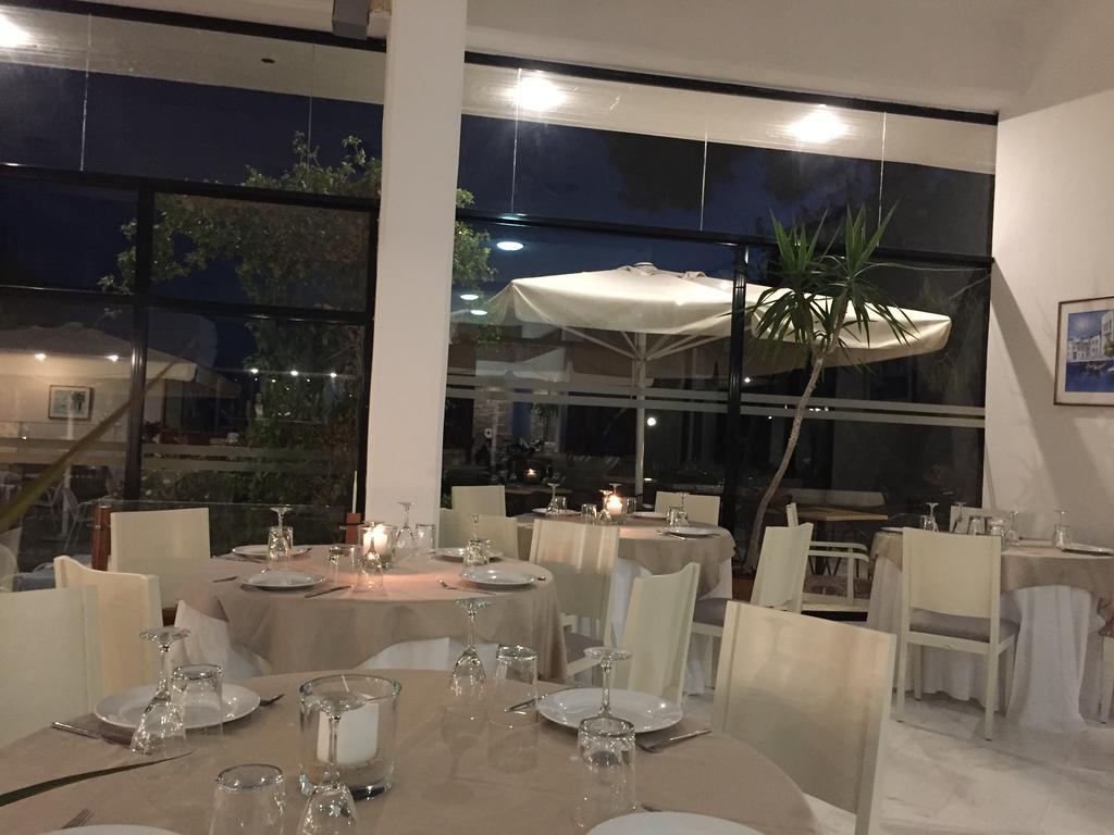 Kassandra Mare Hotel Nea Poteidaia Esterno foto