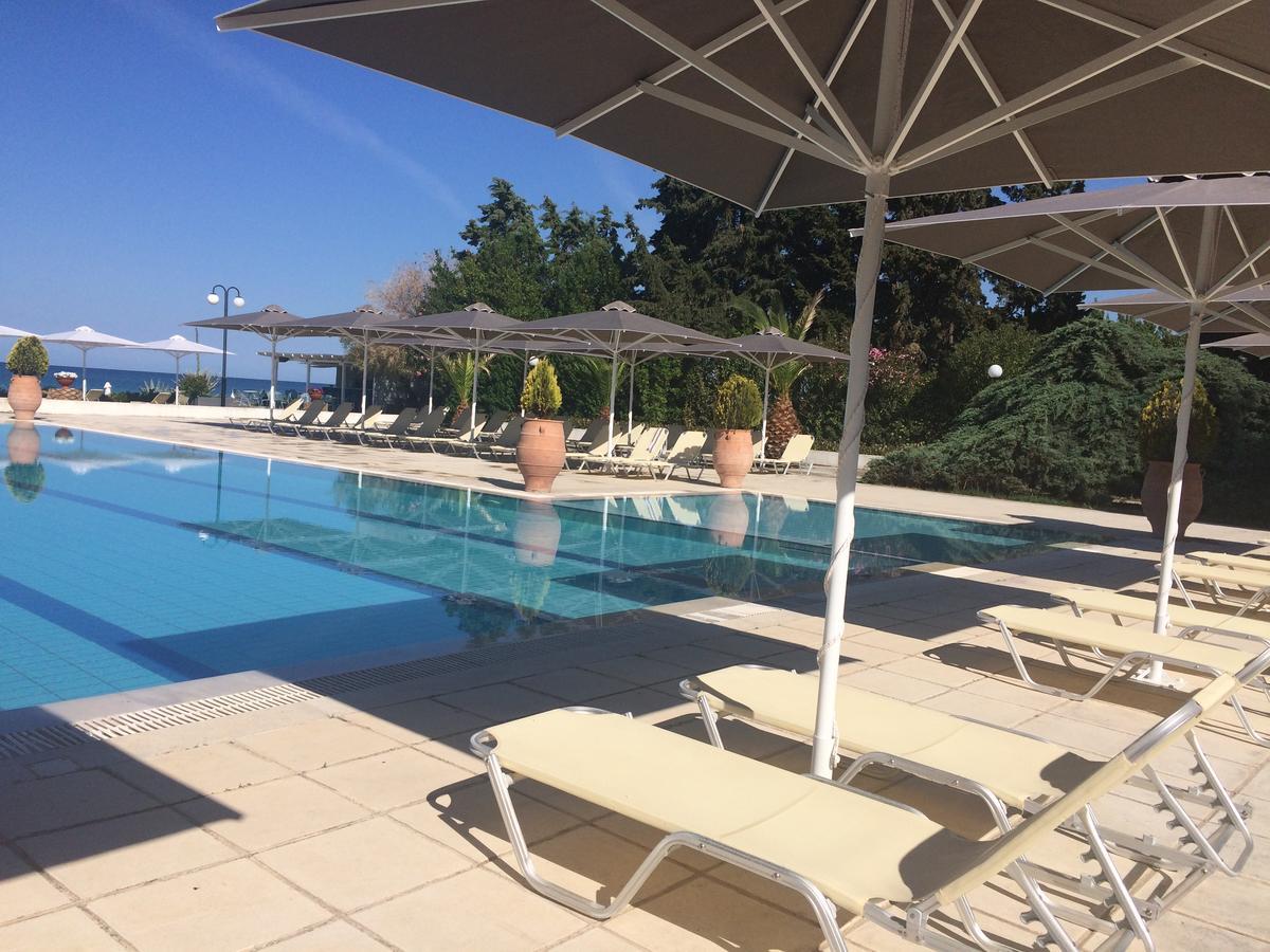 Kassandra Mare Hotel Nea Poteidaia Esterno foto